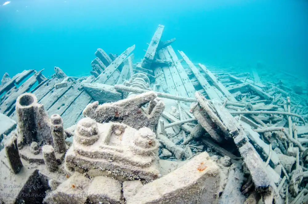 W.L. WETMORE Shipwreck3