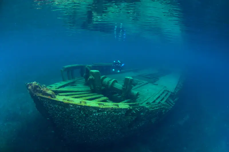 Intermediate Charters Diving Tobermory